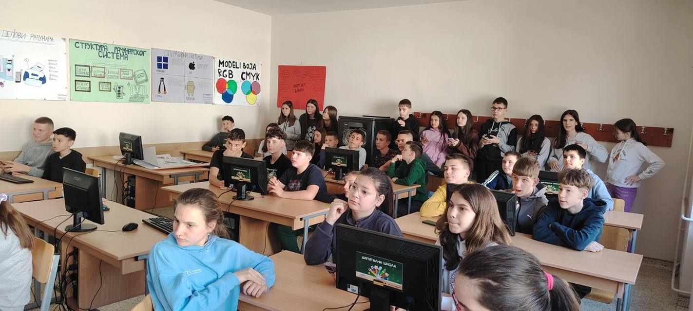 ПРЕДАВАЊЕ „ЗАЈЕДНО И БЕЗБЕДНО КРОЗ ДЕТИЊСТВО“